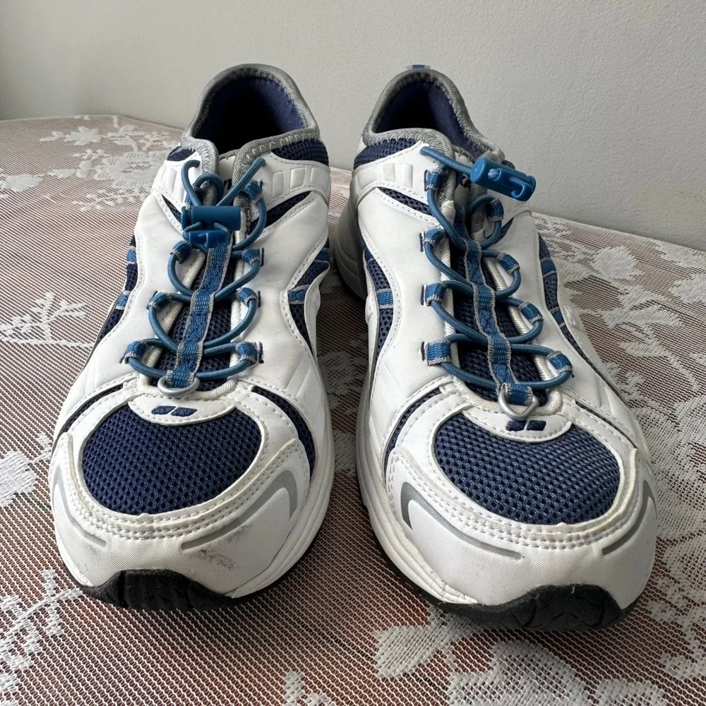 Ryka Nitracel Walking Shoes Womens 8 White Navy Blue Good Bungee Toggle Sneakers